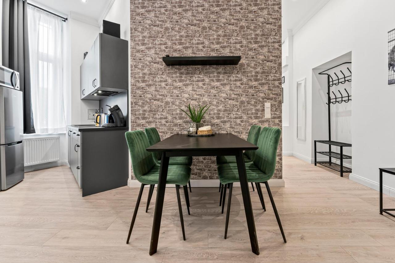 The Mierendorf Hinterhaus, 2 Bed Rooms Up To 4 People Berlin Exterior photo