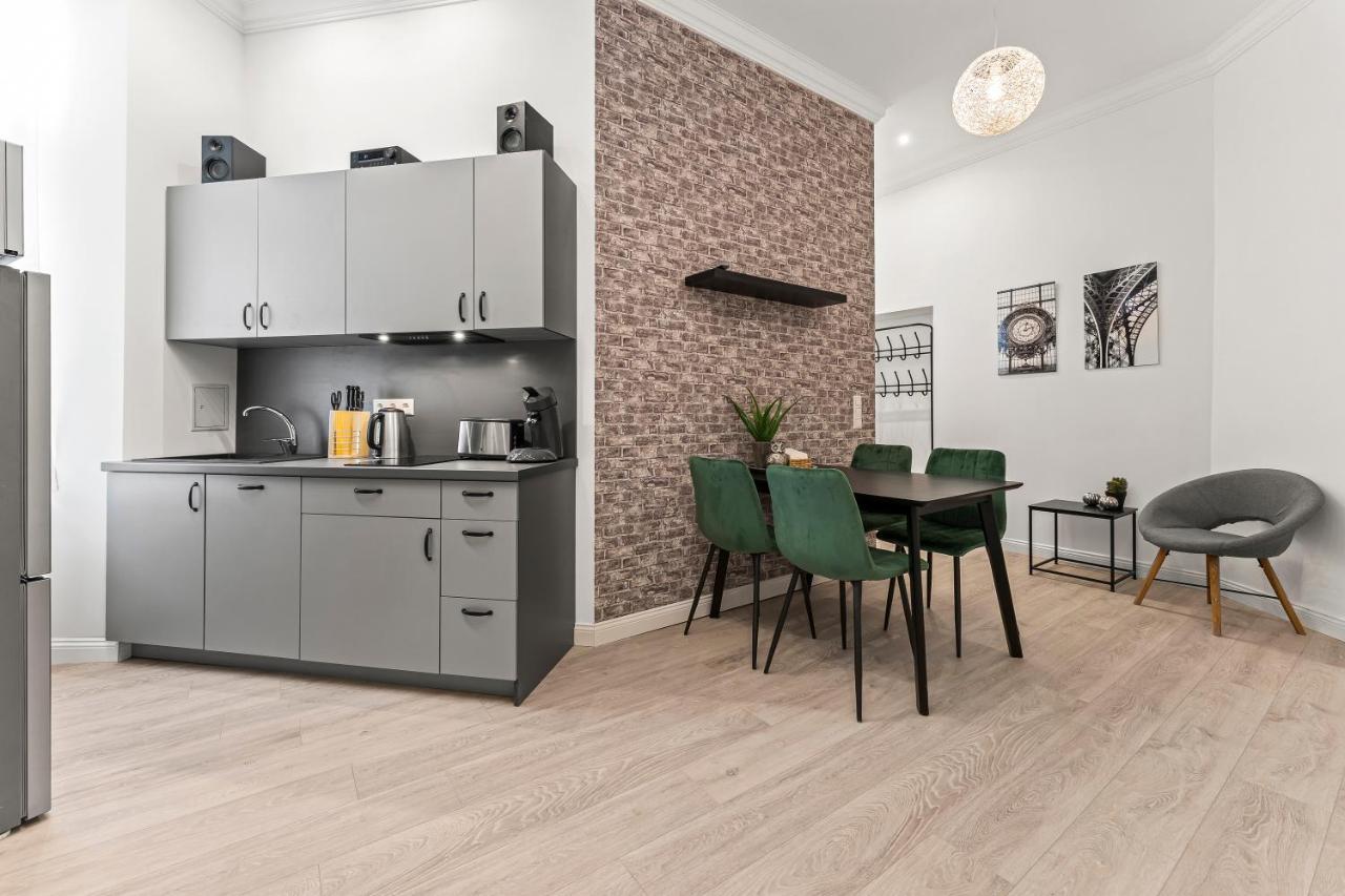 The Mierendorf Hinterhaus, 2 Bed Rooms Up To 4 People Berlin Exterior photo